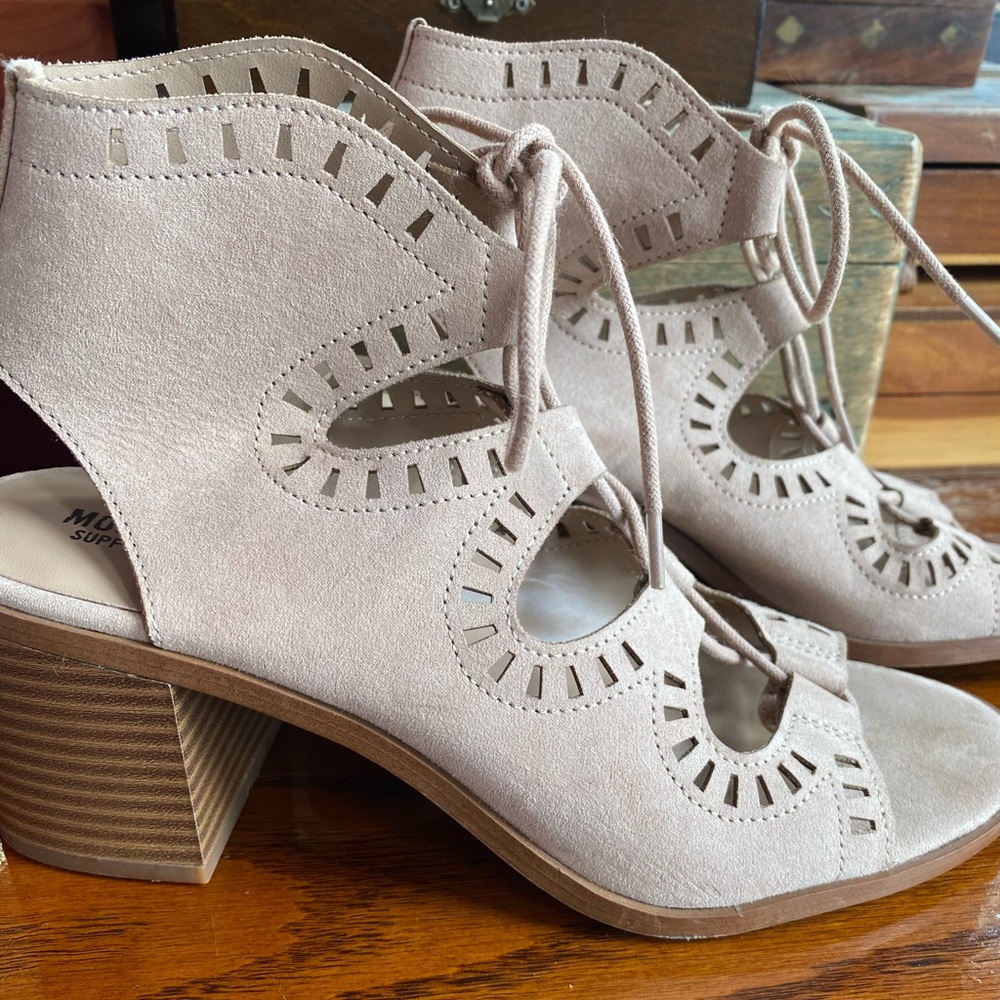 tan bohemian style laced heels